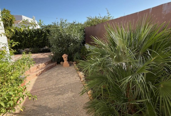 Resale - Detached Villa -
San Luis