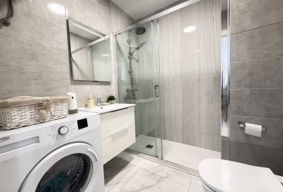 Wiederverkauf - Wohnung / Apartment -
La Zenia
