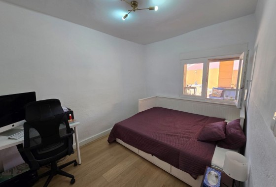 Venta - Chalet Independiente -
Raspay