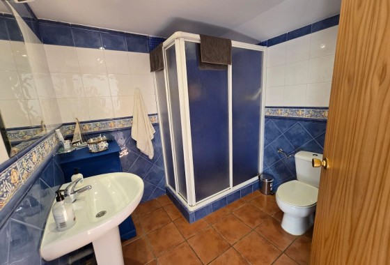 Venta - Chalet Independiente -
Raspay