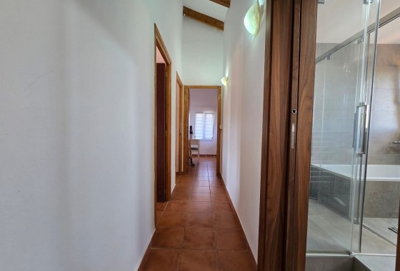 Venta - Chalet Independiente -
Raspay