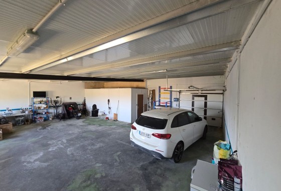 Venta - Chalet Independiente -
Raspay