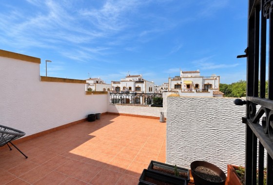 Herverkoop - Rijhuis -
Entre Naranjos - Vistabella Golf - Entre Naranjos