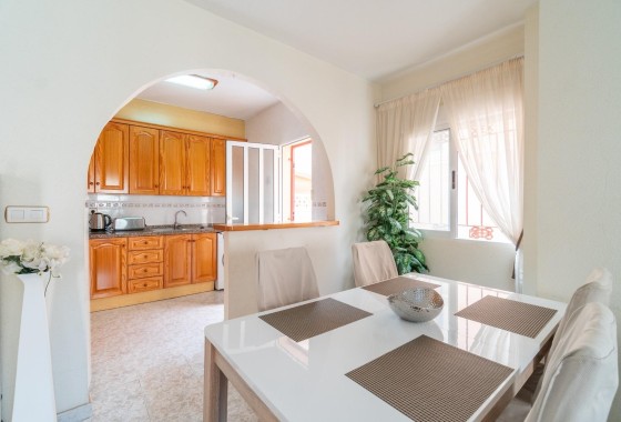 Herverkoop - Rijhuis -
Orihuela Costa - Playa Flamenca