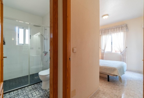 Herverkoop - Rijhuis -
Orihuela Costa - Playa Flamenca