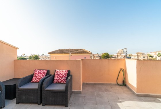 Herverkoop - Rijhuis -
Orihuela Costa - Playa Flamenca