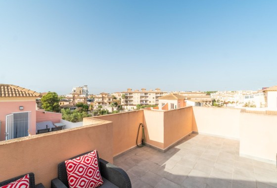 Herverkoop - Rijhuis -
Orihuela Costa - Playa Flamenca