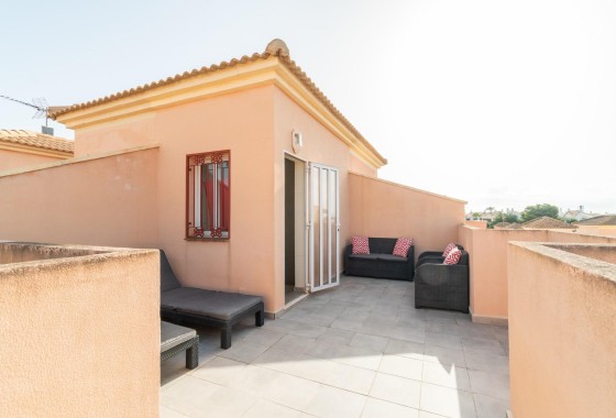 Herverkoop - Rijhuis -
Orihuela Costa - Playa Flamenca