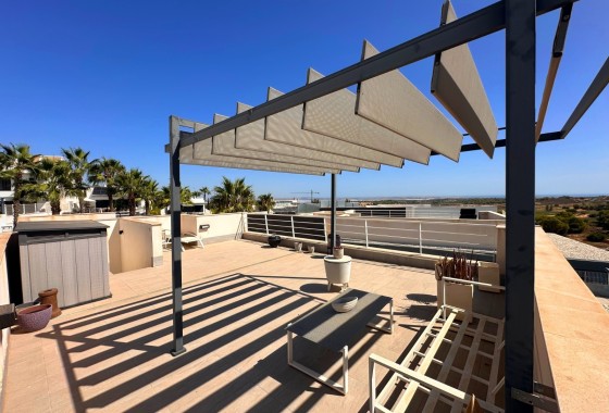 Wiederverkauf - Freistehende Villa -
San Miguel de Salinas