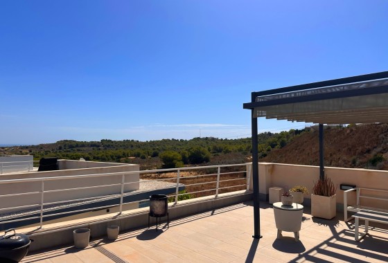 Wiederverkauf - Freistehende Villa -
San Miguel de Salinas