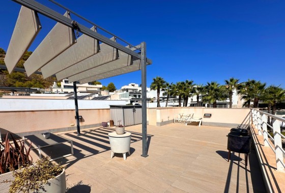 Wiederverkauf - Freistehende Villa -
San Miguel de Salinas