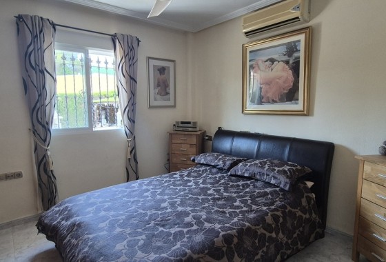 Venta - Chalet Independiente -
Villamartín