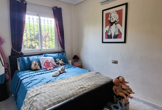 Venta - Chalet Independiente -
Villamartín