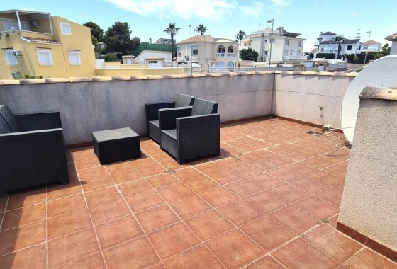 Venta - Chalet Independiente -
Villamartín