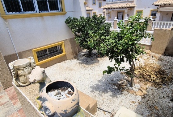 Venta - Chalet Independiente -
Villamartín