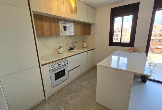 Herverkoop - Appartement / Flat -
Torrevieja - Playa del Cura