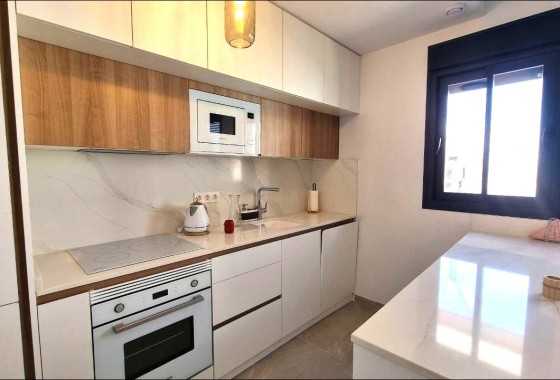 Herverkoop - Appartement / Flat -
Torrevieja - Playa del Cura
