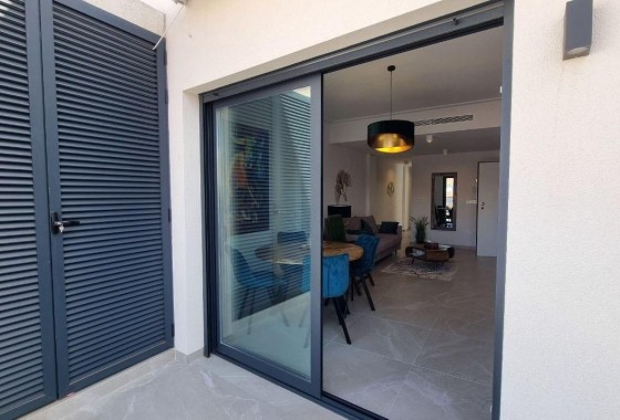 Herverkoop - Appartement / Flat -
Torrevieja - Playa del Cura
