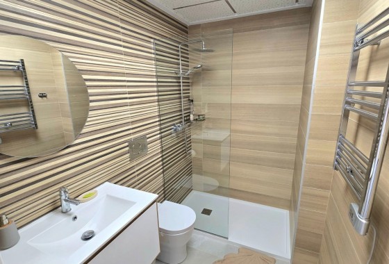 Herverkoop - Appartement / Flat -
Torrevieja - Playa del Cura