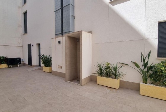 Herverkoop - Appartement / Flat -
Torrevieja - Playa del Cura