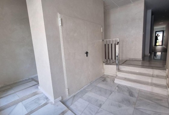 Herverkoop - Appartement / Flat -
Torrevieja - Playa del Cura