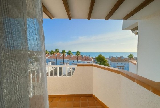 Herverkoop - Rijhuis -
Dehesa de Campoamor - Campoamor