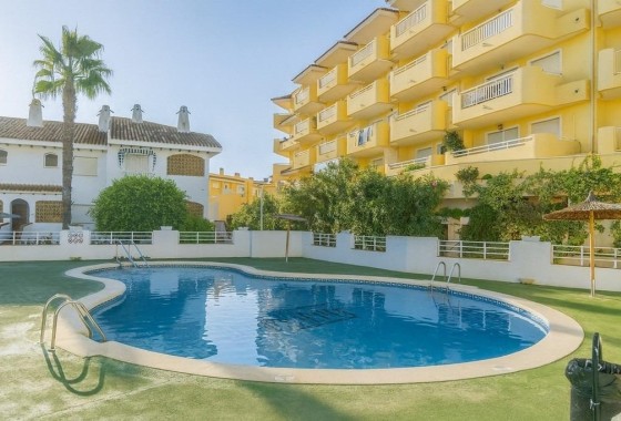 Herverkoop - Rijhuis -
Dehesa de Campoamor - Campoamor