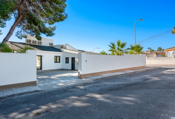 Herverkoop - Vrijstaande Villa -
Ciudad Quesada - Rojales - Ciudad Quesada