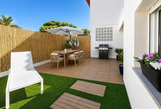 Herverkoop - Halfvrijstaande villa -
Orihuela Costa - Punta Prima