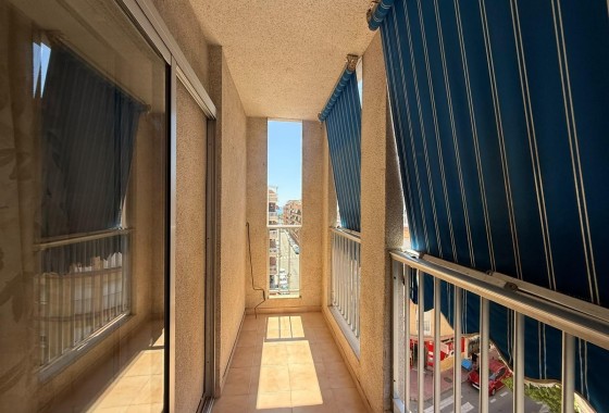 Herverkoop - Appartement / Flat -
Torrevieja - Playa del Cura