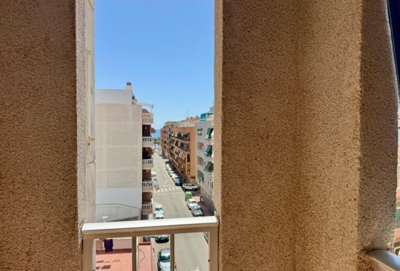 Herverkoop - Appartement / Flat -
Torrevieja - Playa del Cura