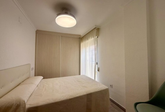 Herverkoop - Appartement / Flat -
Torrevieja - Playa del Cura