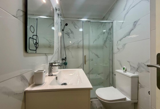 Herverkoop - Appartement / Flat -
Torrevieja - Playa del Cura