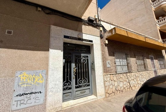Herverkoop - Appartement / Flat -
Torrevieja - Playa del Cura