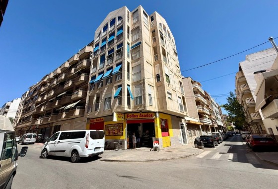 Herverkoop - Appartement / Flat -
Torrevieja - Playa del Cura