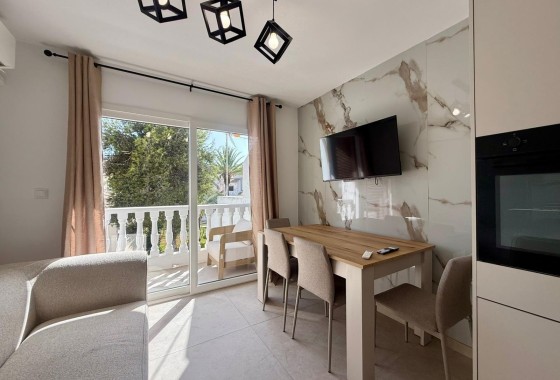 Herverkoop - Appartement / Flat -
Torrevieja - Calas blanca