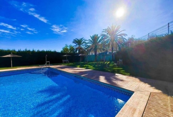 Herverkoop - Appartement / Flat -
Torrevieja - Calas blanca