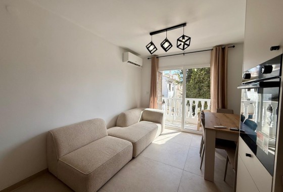 Herverkoop - Appartement / Flat -
Torrevieja - Calas blanca