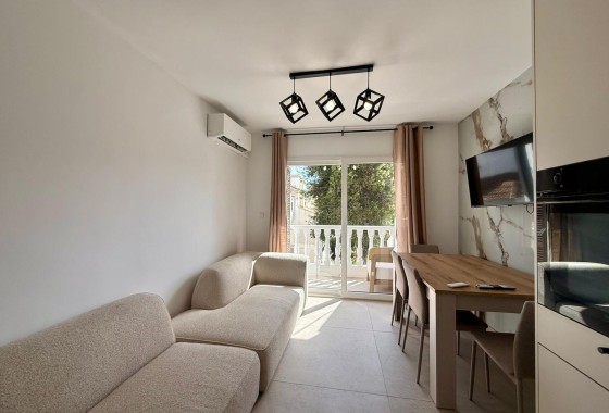 Herverkoop - Appartement / Flat -
Torrevieja - Calas blanca