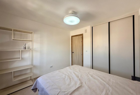 Herverkoop - Appartement / Flat -
Torrevieja - Calas blanca