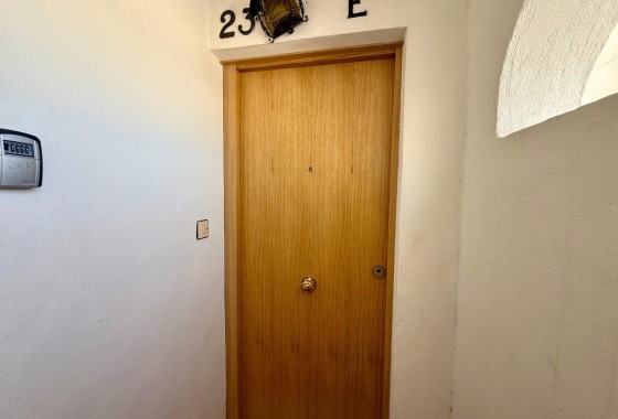 Herverkoop - Appartement / Flat -
Torrevieja - Calas blanca