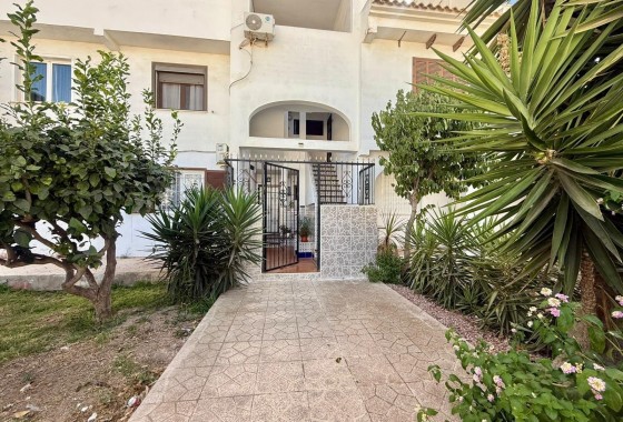 Herverkoop - Appartement / Flat -
Torrevieja - Calas blanca