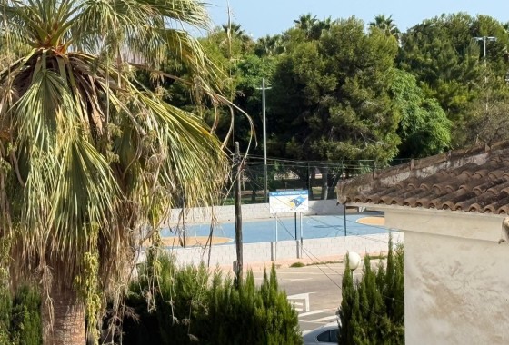 Herverkoop - Appartement / Flat -
Torrevieja - Calas blanca