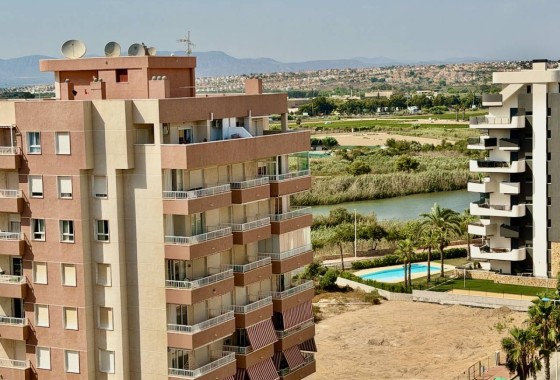Venta - Apartamento / Piso -
Guardamar del Segura