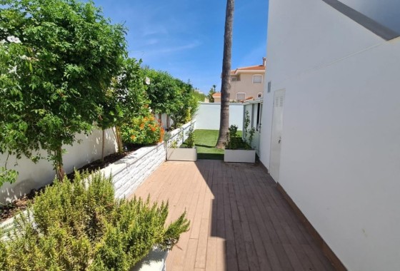 Herverkoop - Vrijstaande Villa -
Ciudad Quesada - Rojales - Ciudad Quesada