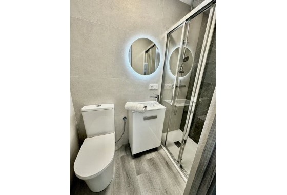 Herverkoop - Appartement / Flat -
Torrevieja