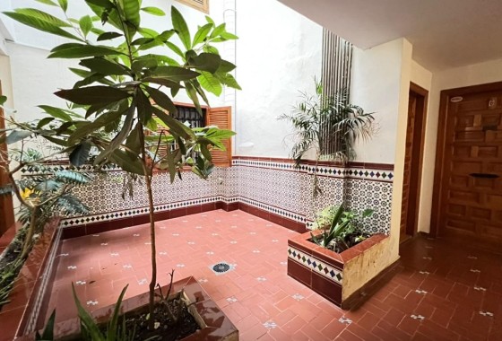 Herverkoop - Appartement / Flat -
Torrevieja - Playa de los Locos