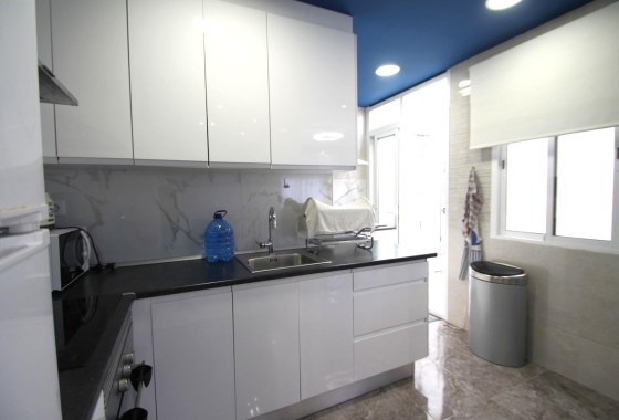 Herverkoop - Appartement / Flat -
Torrevieja - Playa de los Naufragos