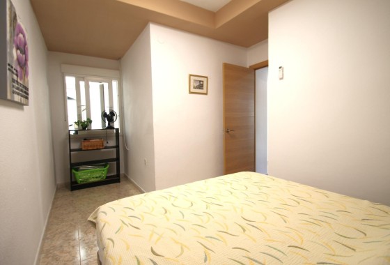 Herverkoop - Appartement / Flat -
Torrevieja - Playa de los Naufragos