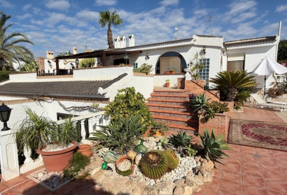 Herverkoop - Vrijstaande Villa -
Ciudad Quesada - Rojales - Ciudad Quesada